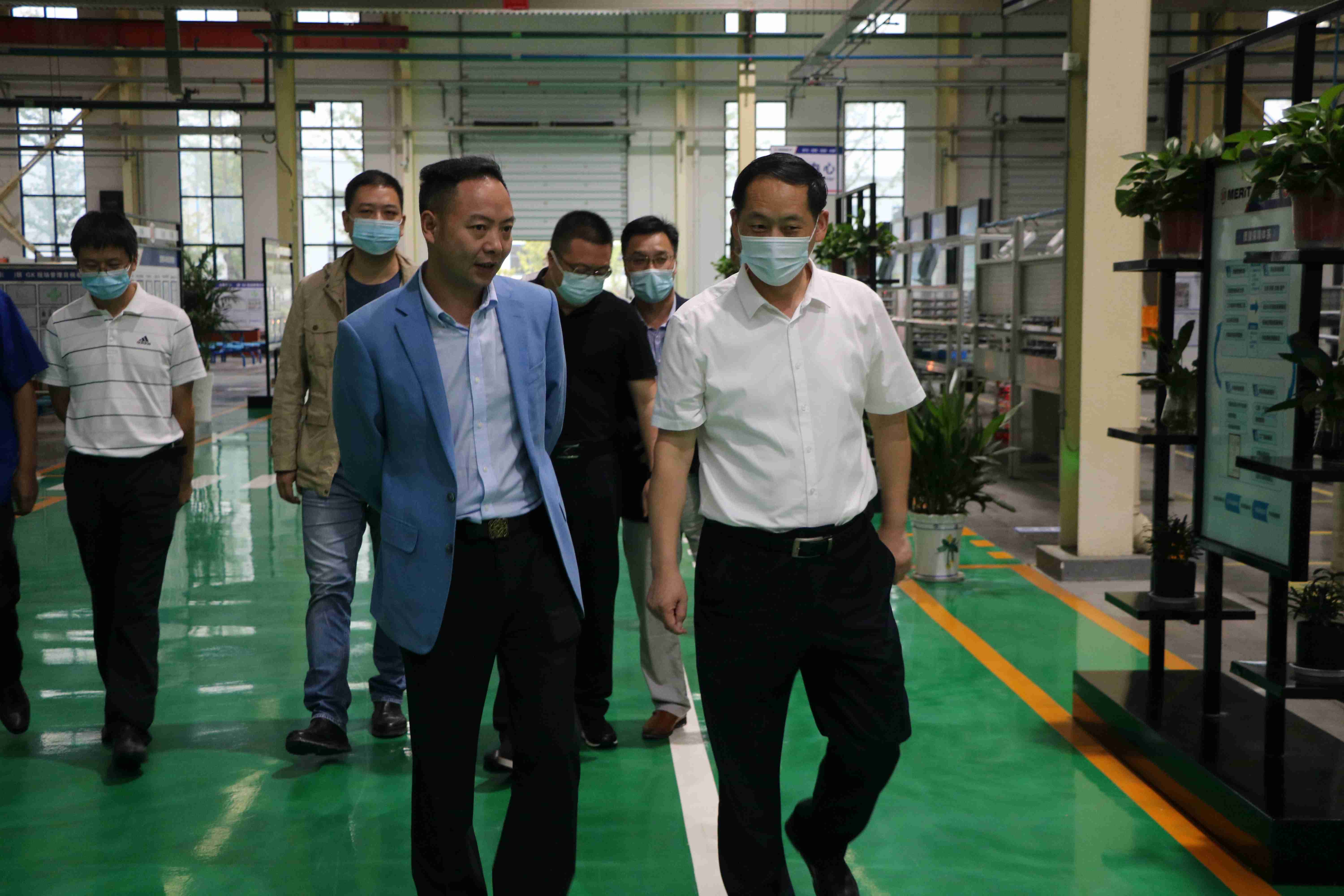 十堰市張灣區政府領導到公司調研